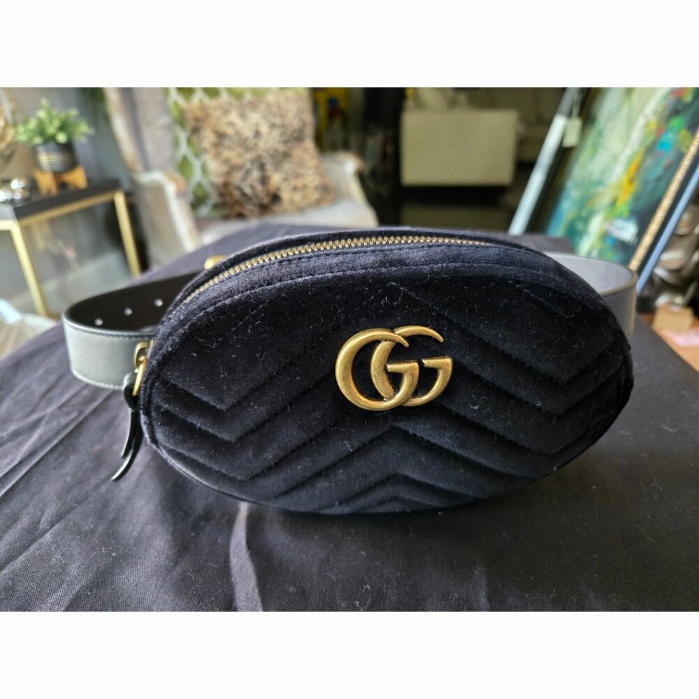 PRISTINE Preloved Gucci Marmount Bum / Shoulder Bag